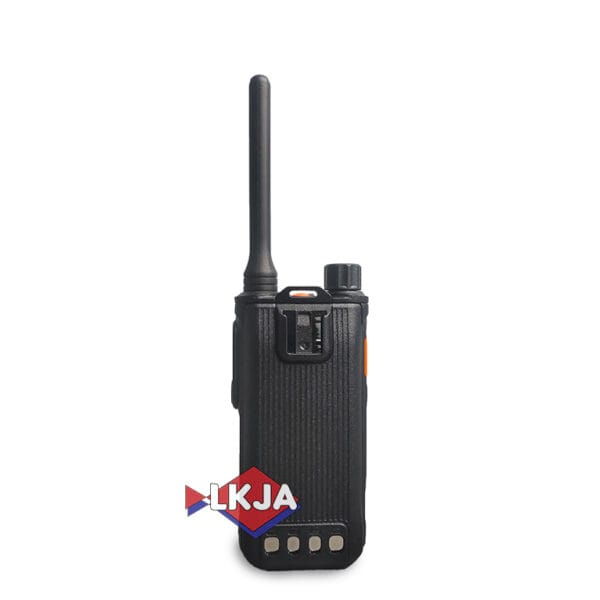Hytera AP588 UHF 400 - Image 3